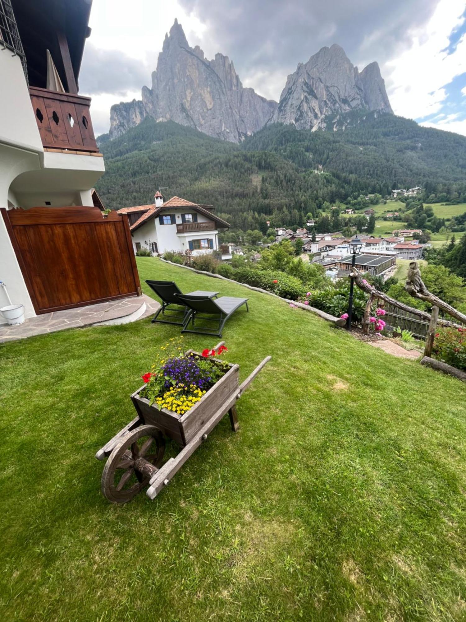 Residence Burghof Seis am Schlern Exterior foto